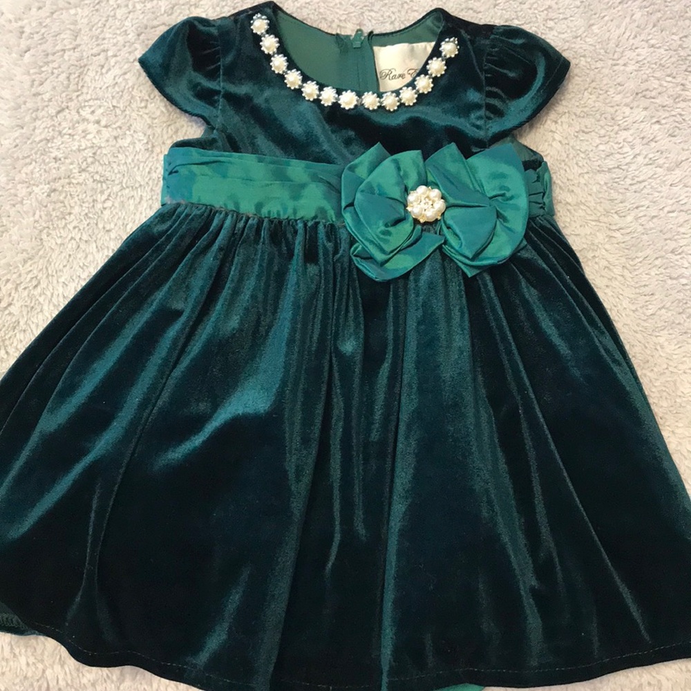 Beautiful baby girls dress.